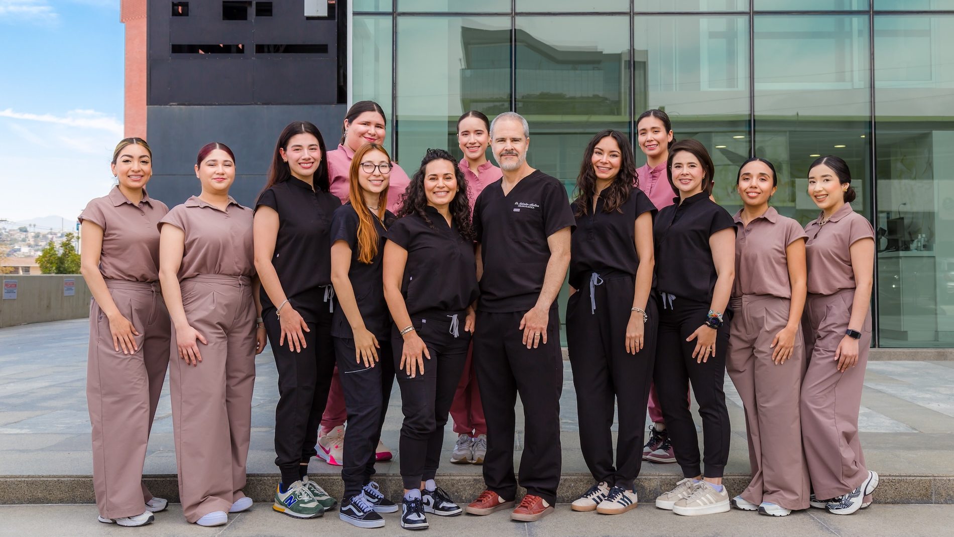 Contact Dr. Salvador Medina for expert Plastic Surgery USA & Mexico. Get personalized care and achieve your desired aesthetic goals. Book your consultation today!